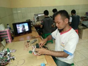 Bukan Perkara Salah dan Benar, Tapi Pak Kusrin yang Hanya Lulusan SD Ini Harusnya Dijadikan Panutan 7