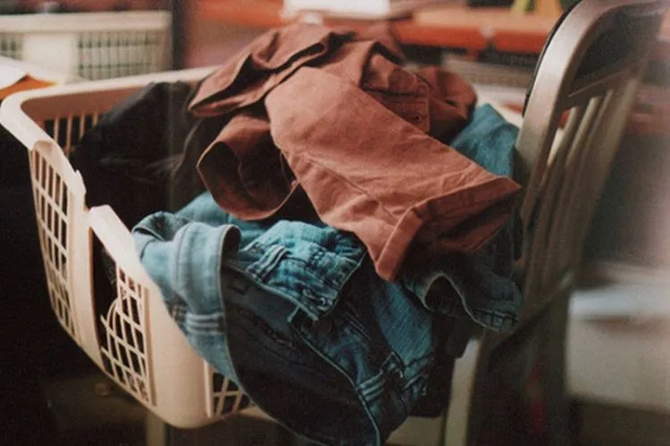 Gak Beli Barang Banyak Tapi Uangmu Cepet Habis? Ini 10 Hal yang Ternyata Lupa Kamu Masukin ke Dalam Anggaran Bulananmu 17