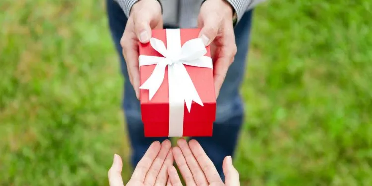 9 Tips Biar Hubunganmu yang Sekarat dan Di Ambang Putus Bisa Bertahan 12