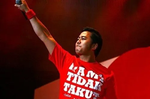 kami tidak takut berawal dari satu orang yang tidak takut kemudian berkumpul