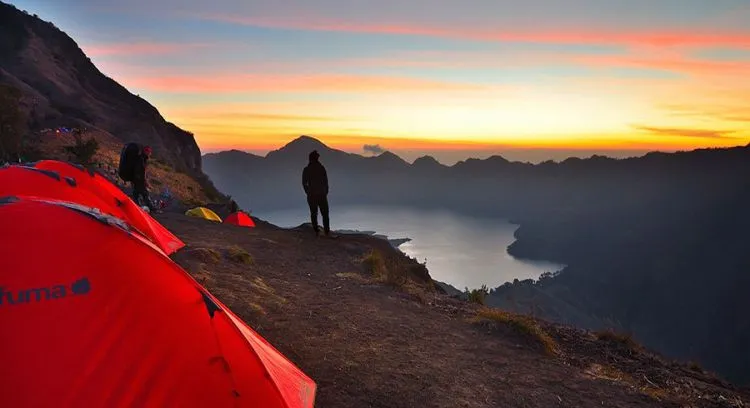 Muncak Dulu, Nikahnya Kapan-kapan. Toh Naik Gunung Lebih Gampang Dari Naik Pelaminan 15
