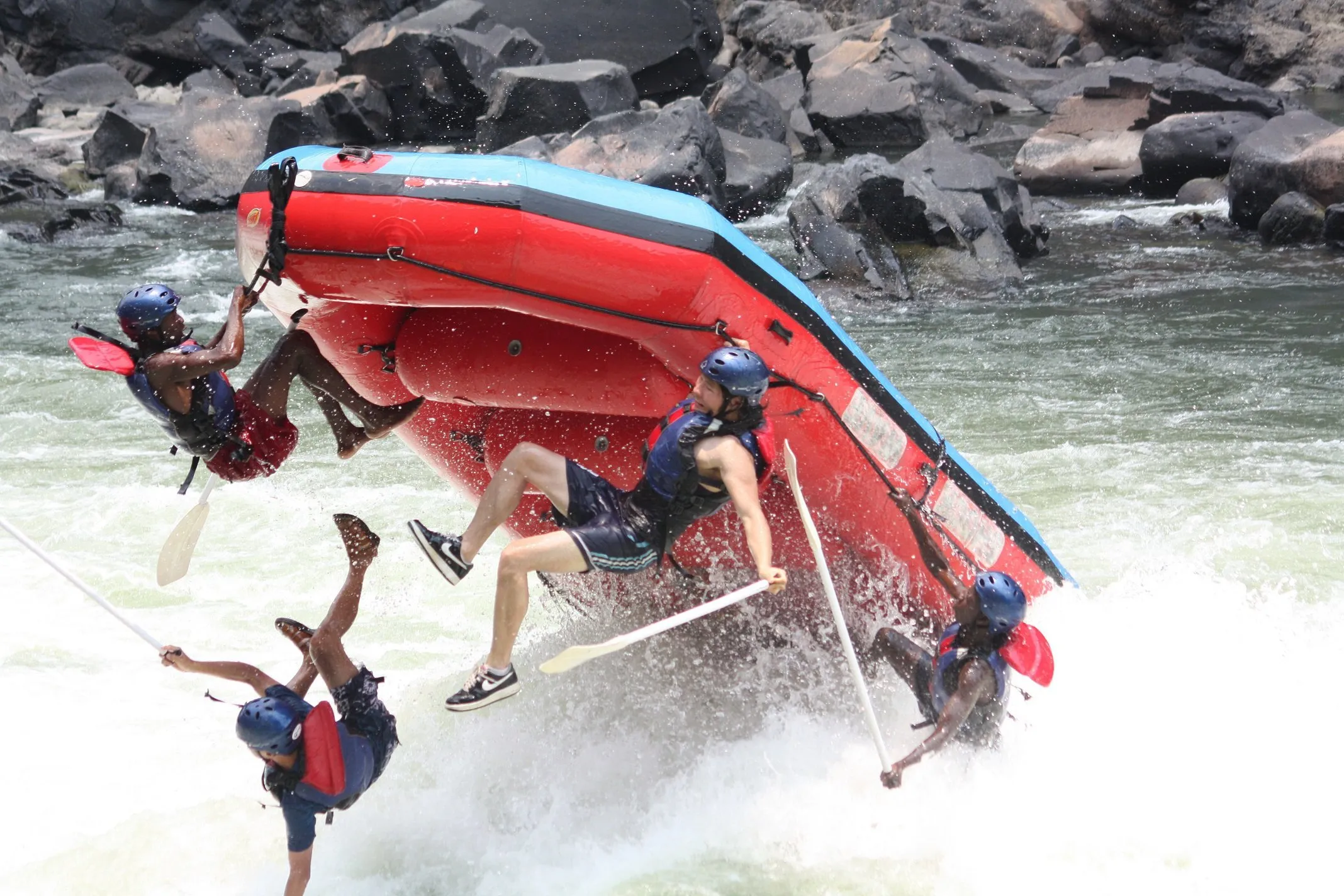 6 Arung Jeram ini patut dicoba untuk anda yang berwisata di Jawa Timur