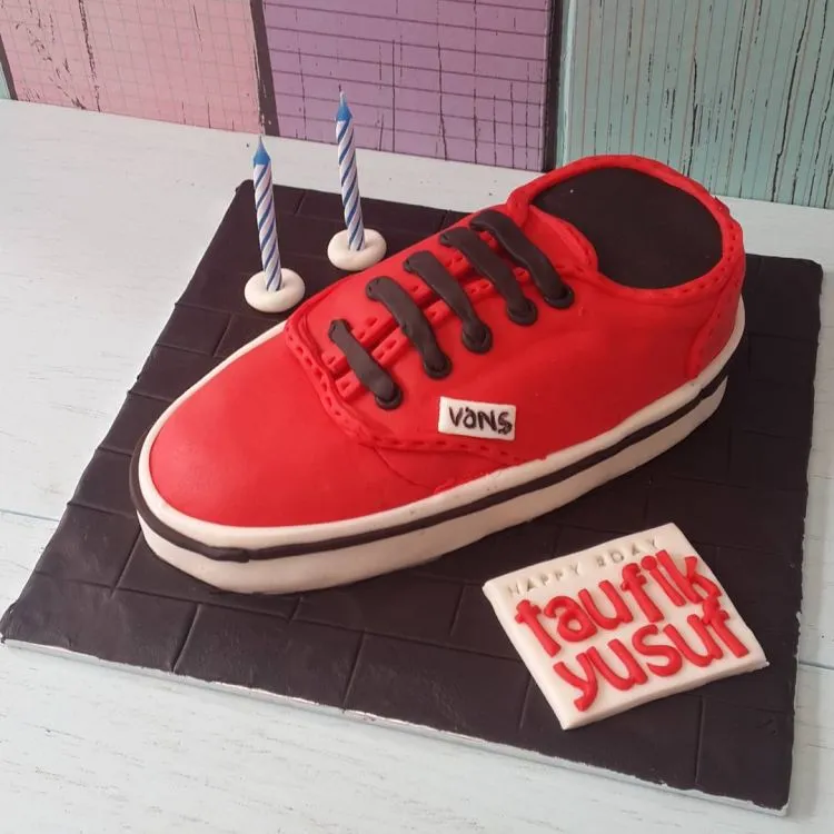 19 Ide Kue Tart yang Saking Unik Atau Imutnya Bikin Kamu Enggan Melahapnya 30