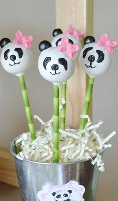Lupakan Cokelat Buat 14 Februari. Mending Kasih Dia 22 Cake Pops Ini! 45