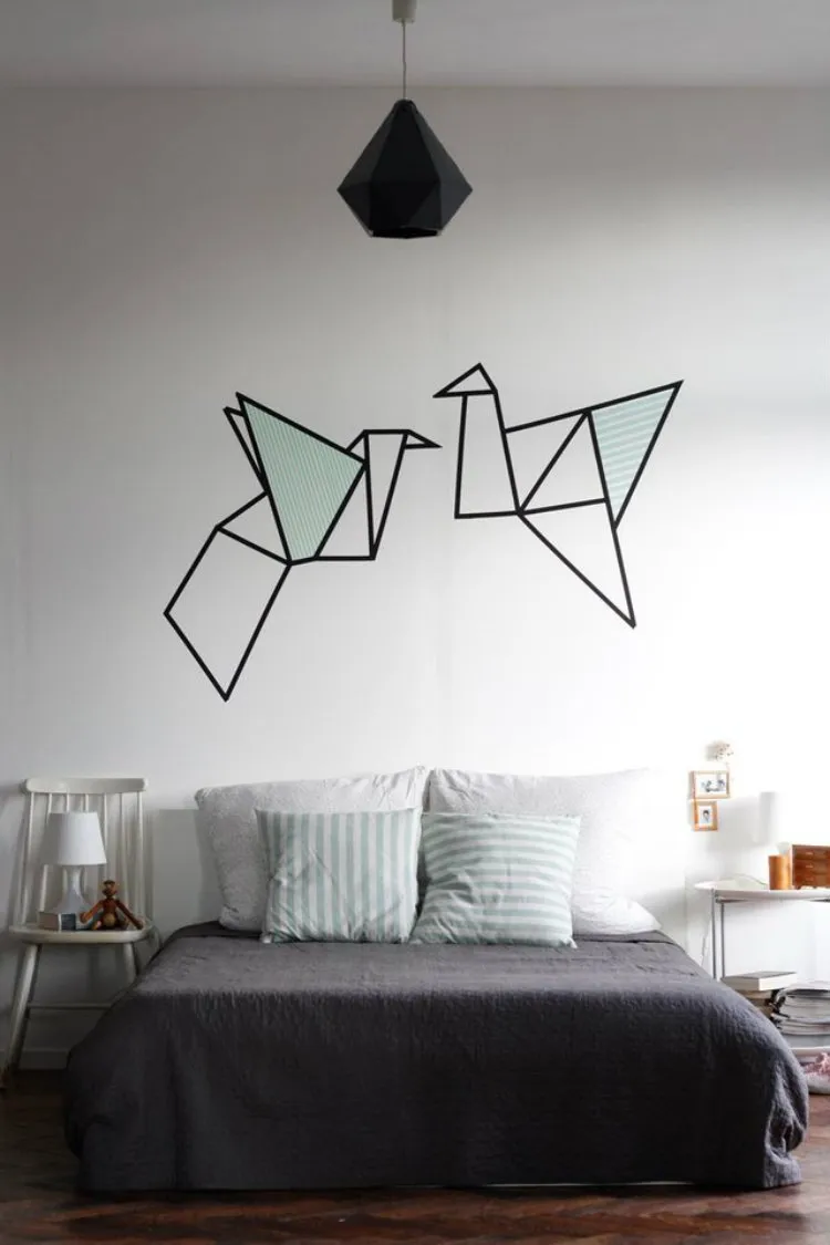 Cuma Bermodal Isolasi Biasa yang Murah, 10 Wall Art Ini Bisa Kamu Bikin Sendiri di Rumah!