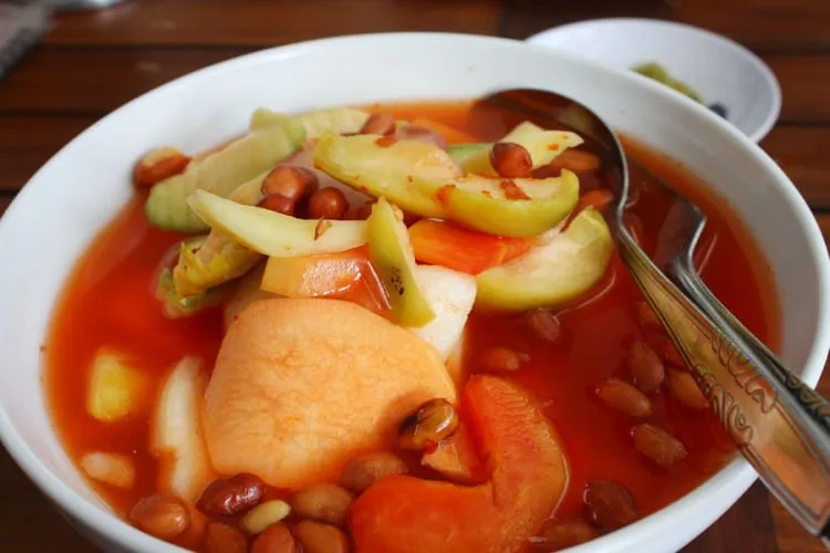 10 Kuliner Top Khas Bogor yang Bikin Kamu Makin Jatuh Hati! Nikmatnya Tak Tertandingi! 18