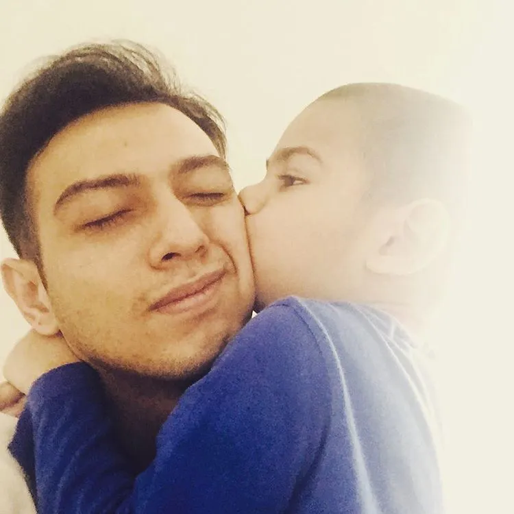10 Papa Muda Gemesh yang Memanjakan Mata. Duh....Pengen Nikah Nggak Sih Jadinya? 12