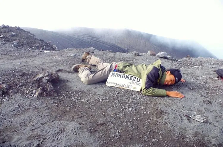 7 Alasan Kenapa Jomblo Sebaiknya Sering Mendaki Gunung. Biar Nggak Baper dan Galau Melulu~ 10