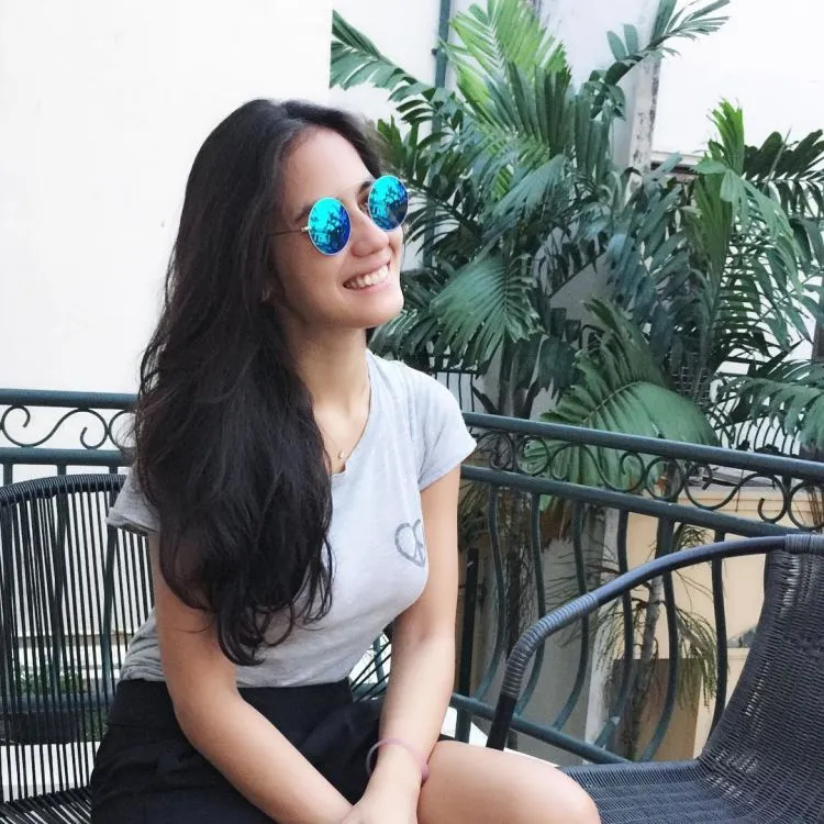 Instagram Artis yang Sebenarnya Diam-diam Sering Dikepoin Sama Cowok. Tapi Mereka Nggak Pernah Mau Ngaku Aja 18