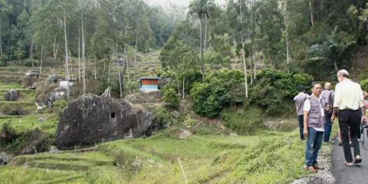 Bukannya Bikin Kamu Bergidik Ketakutan, Wisata Kematian Tana Toraja Justru Bikin Kamu Terpesona! Datang dan Buktikan Deh! 18