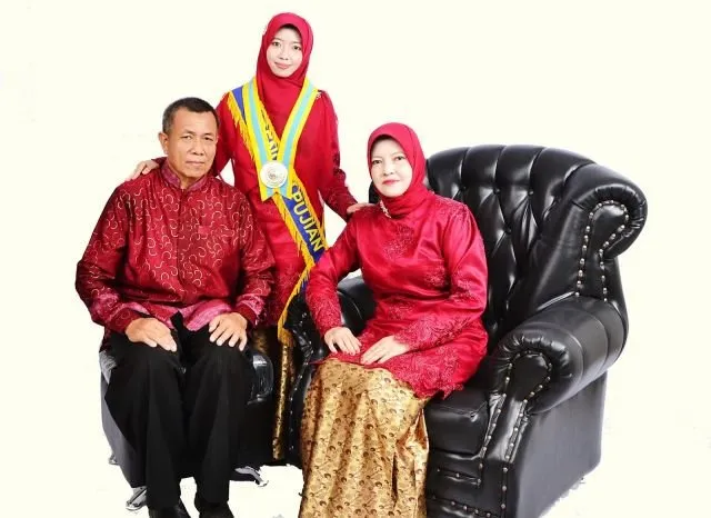 RATU STUDIO : GRADUATIONS MOMENT