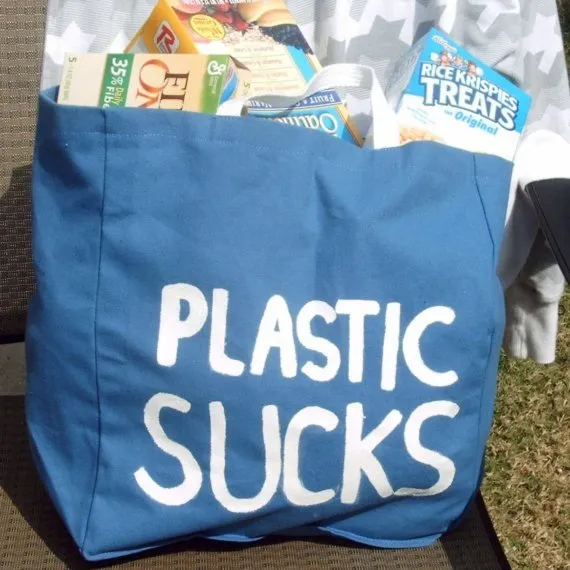 Mau Move On Dari Kantung Plastik? 15 Inspirasi Tote Bag Lucu Ini Bisa Menemanimu 20