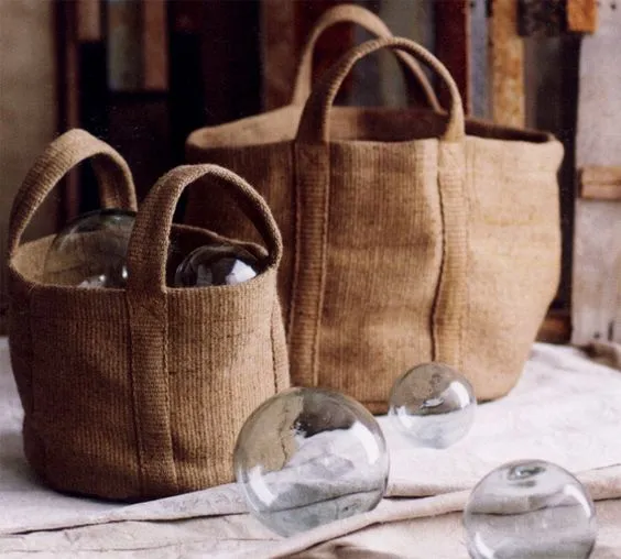 Mau Move On Dari Kantung Plastik? 15 Inspirasi Tote Bag Lucu Ini Bisa Menemanimu 22