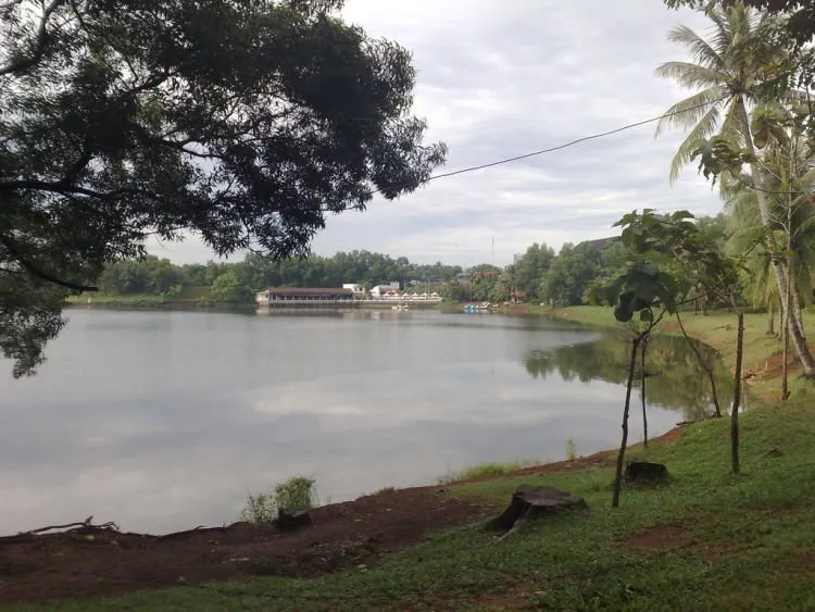 Kisah Seram di Jakarta Ini Bikin Kamu Bergidik. Cobalah Kunjungi Beberapa Spot Berikut Ini di Malam Hari! 10