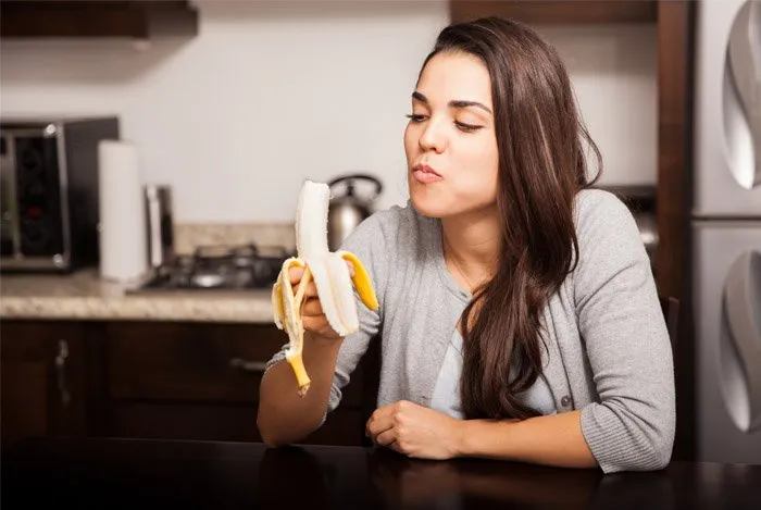 Iya Sih Jadi Chubby. Tapi Cewek Doyan Makan Lebih Cerdas Karena 6 Alasan Ini! 10