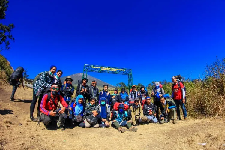 7 Alasan Kenapa Jomblo Sebaiknya Sering Mendaki Gunung. Biar Nggak Baper dan Galau Melulu~ 11