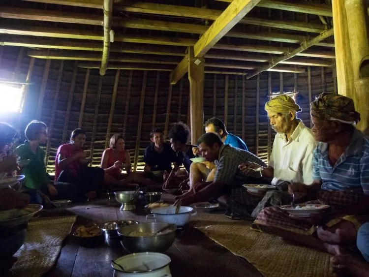 Sekali Seumur Hidup, Berpetualanglah ke Wae Rebo! Negeri Dongeng yang Kini Mendunia. 14