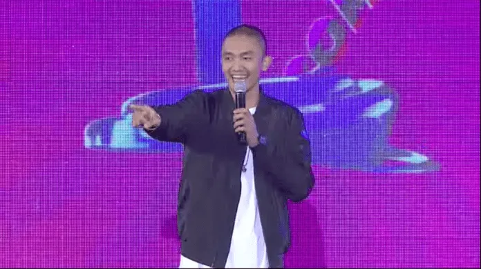 Duh Bang Uus, Ngapain Sih Bilang Cewek Berhijab Gak Boleh Nonton K-Pop? Jadi Bikin Kita Makin Cinta :))) 18