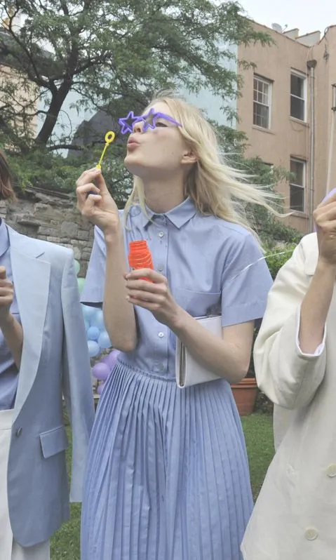 10 Inspirasi Outfit Kalem dari Warna Pastel Buatmu yang Mau Cantik Tanpa Berlebihan 15