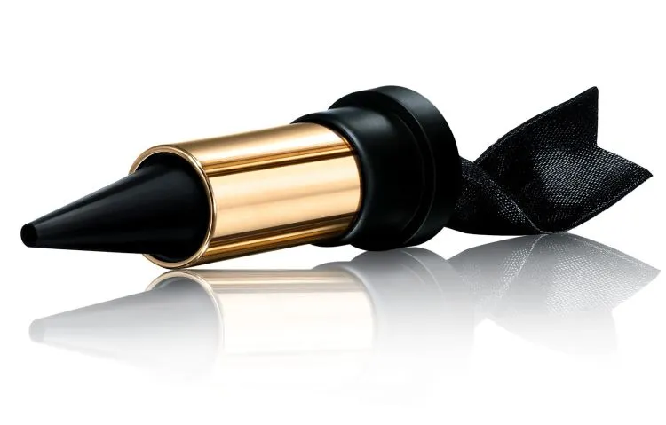 Macam-macam Eyeliner yang Perlu Kamu Tahu Untuk Membuat Mata Kamu Menjadi Pop Up 10