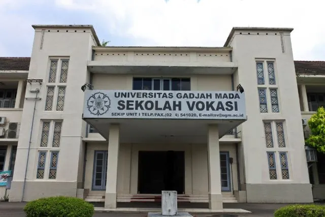 Untukmu yang Kuliah di Program Diploma: Ingat 8 Hal Ini Saat Kamu Minder Karena Bukan Sarjana 10