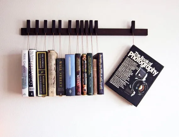 8 Rak Buku Unik yang Layak Kamu Terapkan. Biar Kamu Makin Rajin Baca Dan Bukumu Nggak Lagi Berantakan 11