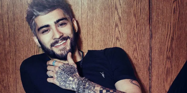 Kenapa Zayn Malik dan Pillowtalk-nya Jadi 2 Hal Paling Seksi yang Bisa Kamu Nikmati Sekarang 12