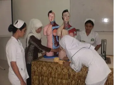 Untukmu yang Kuliah di Program Diploma: Ingat 8 Hal Ini Saat Kamu Minder Karena Bukan Sarjana 9