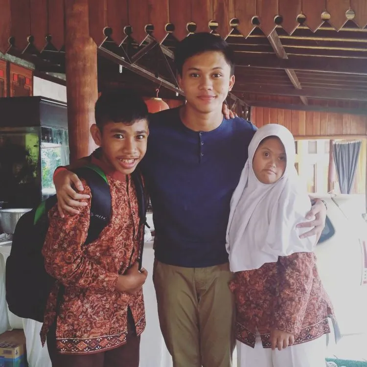 Tak Melulu Mengandalkan Pamor Sule, Inilah 8 Alasan Mengapa Kamu Harus Nge-Fans Sama Rizky Febian 13