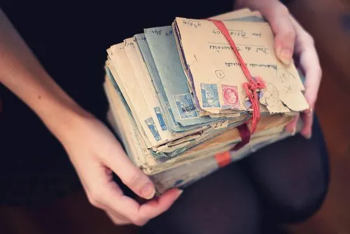 Sering Merasa Sedikit 'Berbeda' dari Teman Sebaya? Ini 17 Tanda Kamu Lahir di Era yang Salah! 28