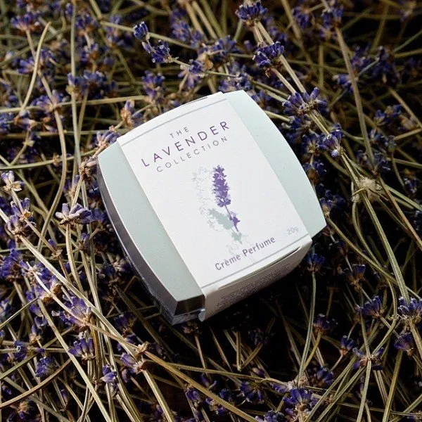 7 Tipe Kepribadian Cewek Berdasarkan Parfum yang Dipakai. Kamu Termasuk yang Mana? 12