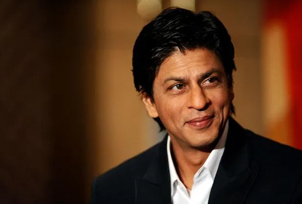 9 Alasan yang Membuktikan Kalau Shahrukh Khan Itu Tak Hanya King of Bollywood, Tapi Juga King of Our Heart 10