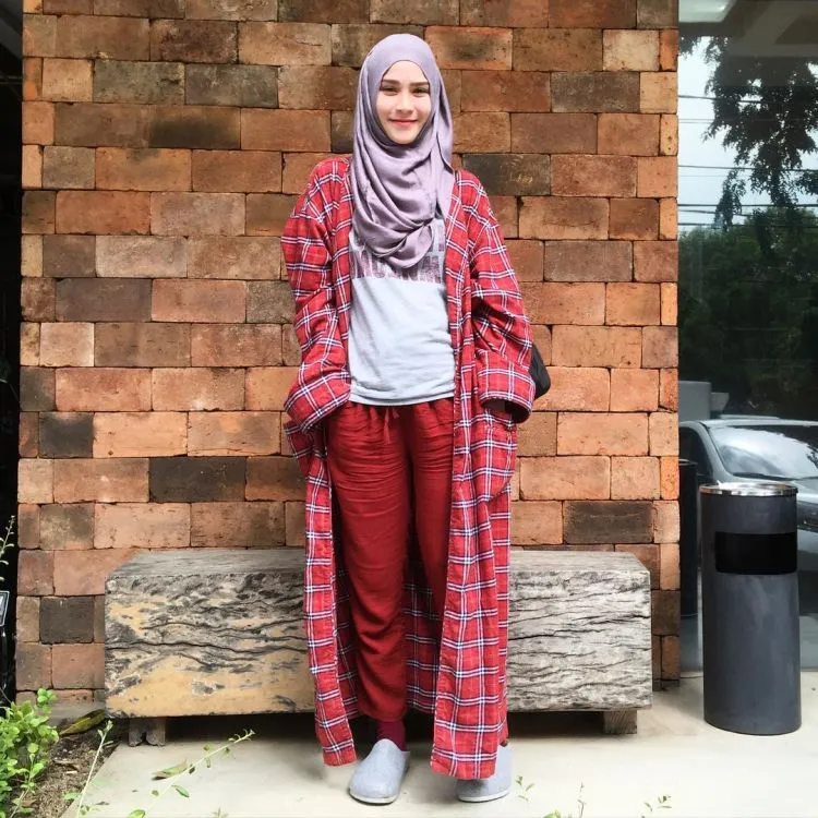 Jadi Ibu 3 Anak Malah Membuat Penampilan Zaskia Adya Mecca Semakin Kece. 12 Inspirasi Style Ini Buktinya! 26