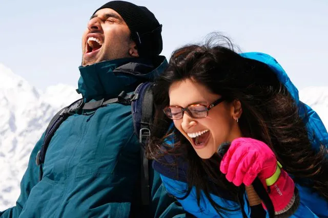 Nggak Cuma Film Korea yang Bisa Menguras Hati. 11 Film India Ini Juga Bisa Jadi Mood Booster Buatmu 20