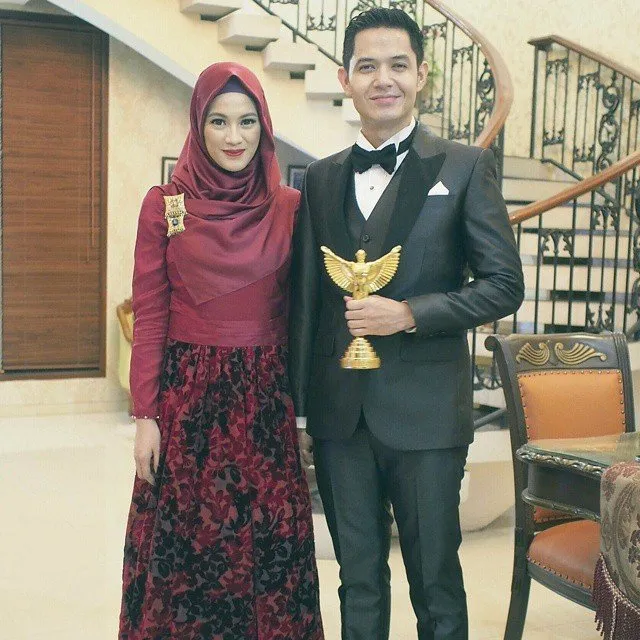 Potret Keluarga Kecil Dude-Alyssa. Romansa Sederhana dan Layak Jadi Life Goal Kita 24