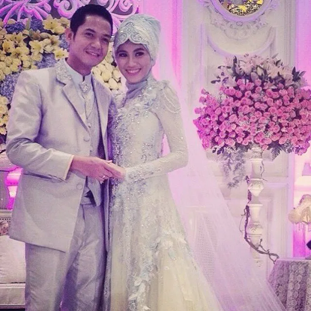 Potret Keluarga Kecil Dude-Alyssa. Romansa Sederhana dan Layak Jadi Life Goal Kita 15