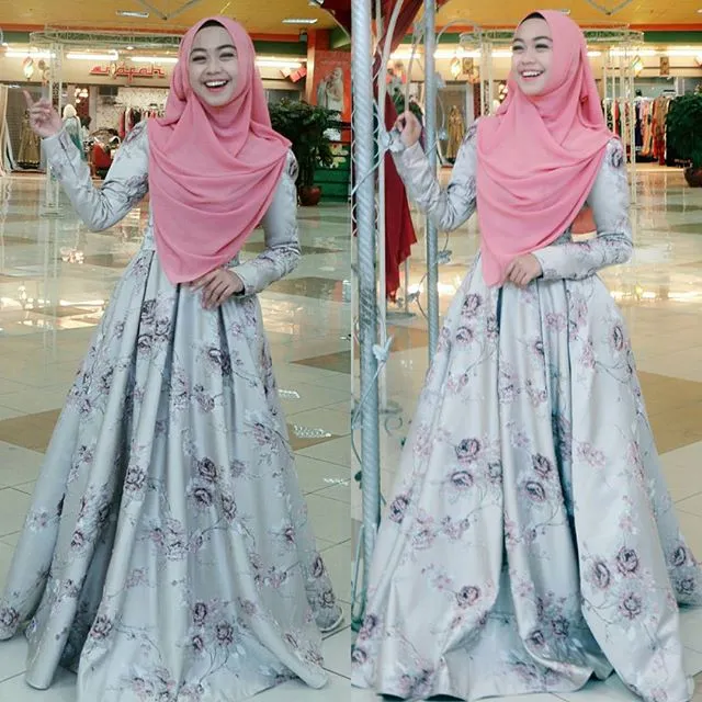 Buatmu Yang Berhijab, 12 Inspirasi Gaya Ria Ricis Ini Bisa Banget Kamu Tiru. Dari Yang Casual Hingga Yang Girly. 17