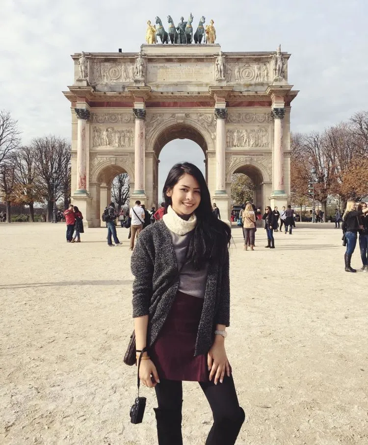 Yang Sederhana Memang Selalu Jadi Pilihan. 12 Style Sederhana dari Maudy Ayunda, yang Akan Selalu Menawan di Mata dan Hati. 15