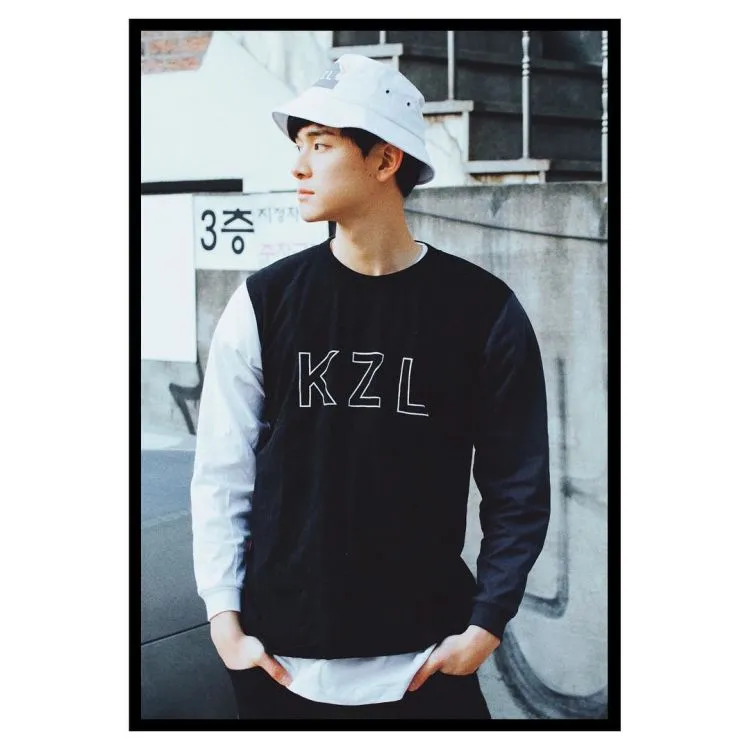 Kaos Memang Nyaman Tiada Banding. Ungkapkan Tentang Dirimu dengan 12 Inspirasi Statement Tees Unik Ini! 23