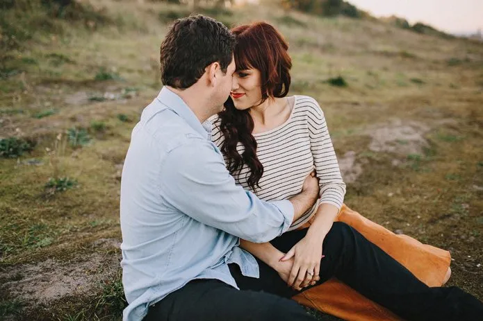 Buatmu yang Tak Mau Repot Menyiapkan PreWedding, 10 Ide Outfit Untukmu dan Pasangan Ini Bisa Jadi Pilihan 12