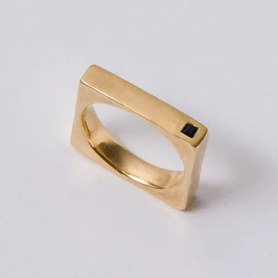 Bang, Jika Kita Duduk Berdua di Pelaminan Kelak, Sematkan 1 dari 13 Cincin Pernikahan yang Unik Ini Buat Adek Ya! 17