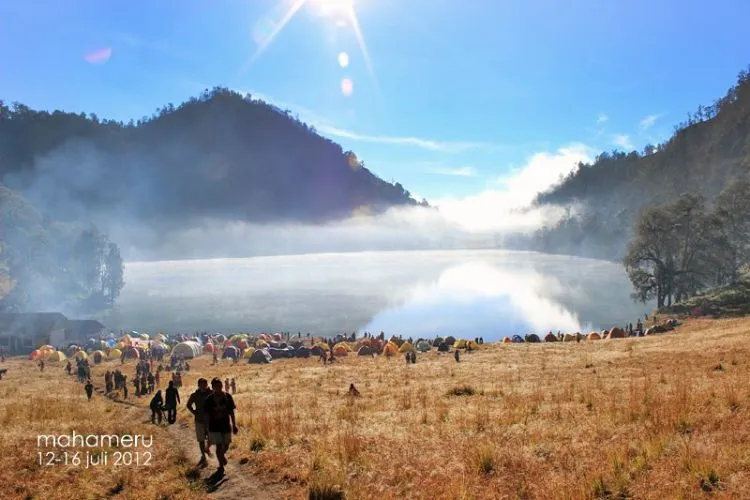 Bingung Liburan Mau Camping Ke Mana? 8 Destinasi di Malang Ini Wajib Kamu Coba! 14
