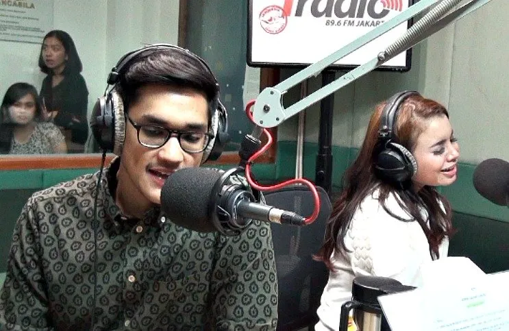 Gak Perlu Galau Soal Jodoh yang Masih Disimpan Tuhan. 9 Lagu Ini Bisa Menemani Perjuangan 12