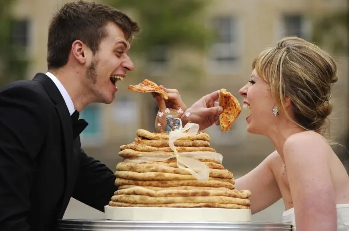 20 Foto Yang Membuktikan Kalau Nikah Itu Menyenangkan. Duh, Bikin Pengen Cepat-cepat Jadi Pasangan Halal 25