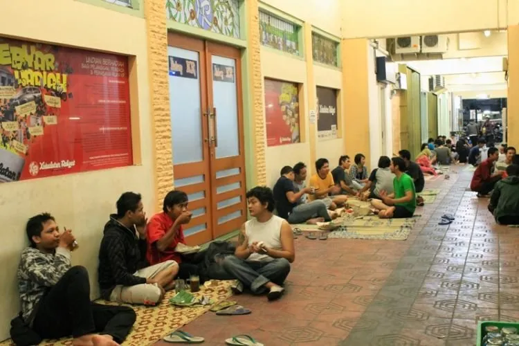 7 Tanda Kalau Kamu dan Sahabatmu Bisa Sukses Bersama. Bukan Cuma Senang-senang Aja! 11