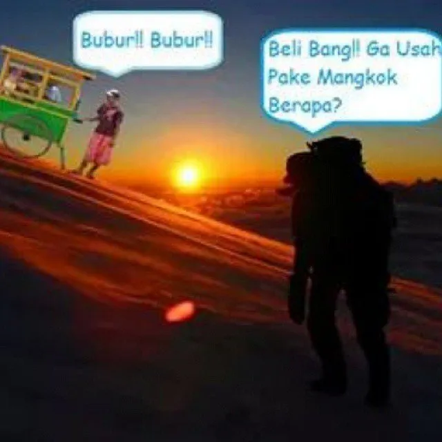 Fenomena Meme Para Pendaki Alay di Puncak Gunung yang Bikin Sebal. Kamu Boleh Ngakak, Juga Boleh Kesal! 15