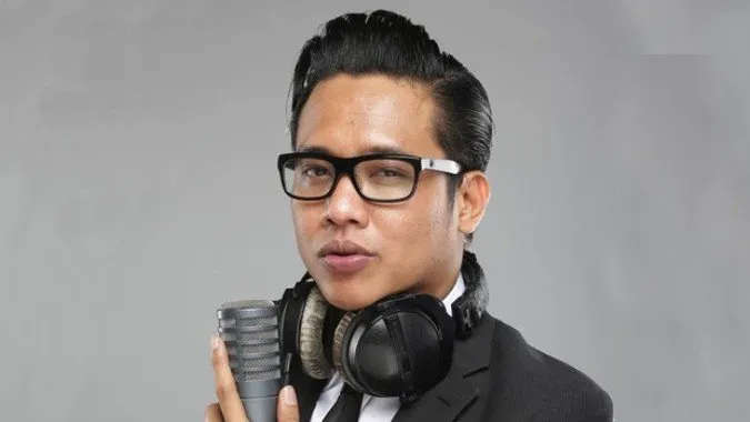 Cowok yang Pakai Pomade itu Dijamin Bukan Cowok Sembarangan. 10 Daftar Ini Adalah Bukti Bahwa Mereka Selalu Bisa Bikin Cewek Klepek-Klepek 15