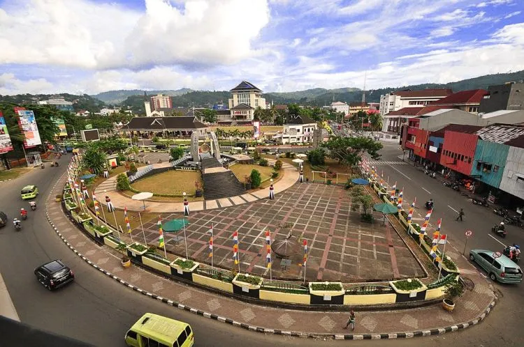 Bukan Cuma Nona Manise, Cantiknya Panorama Alam di Ambon Bisa Bikin Kamu Jatuh Cinta! 18