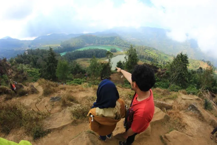 Bukan Sama Keluarga Atau Pacar, Traveling Paling Asik Justru Sama Adek-adekan. Lebih Seru Aja Sih! 6