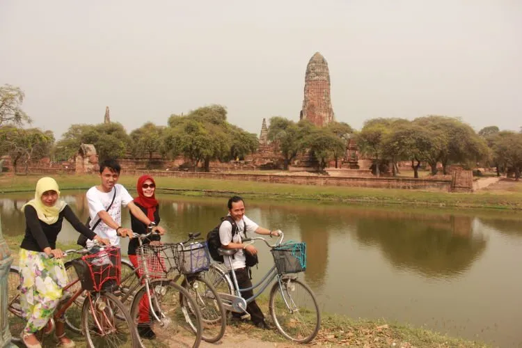 Bukan Sama Keluarga Atau Pacar, Traveling Paling Asik Justru Sama Adek-adekan. Lebih Seru Aja Sih! 10